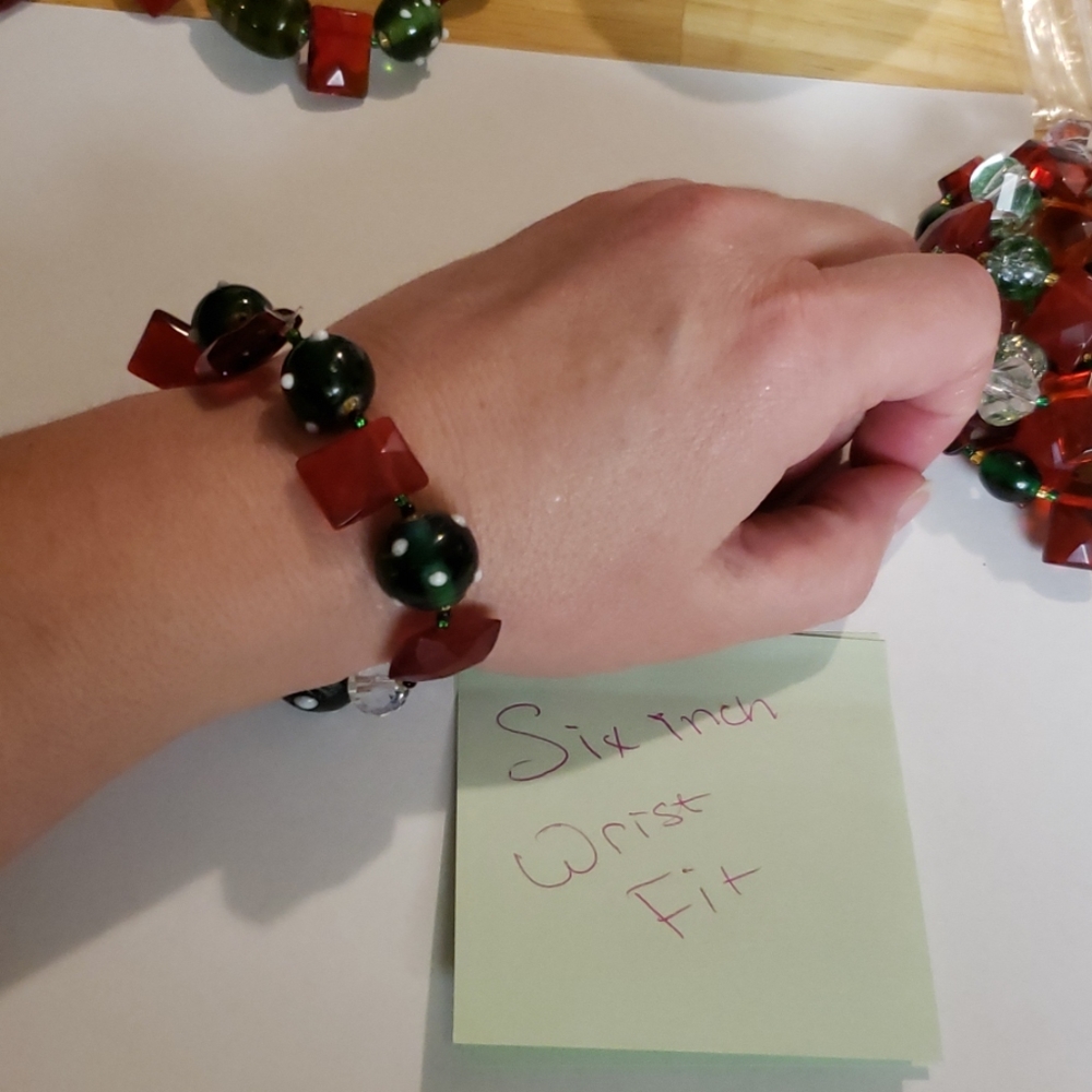 6 inch wrist fit stretchy bracelet
